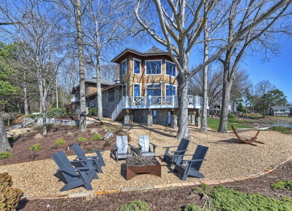 back-porch-lake-front-seating