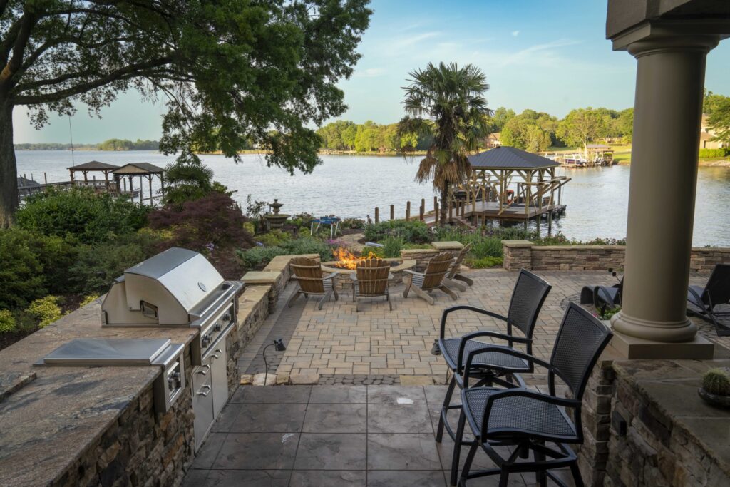 Outdoor Kitchen Patio