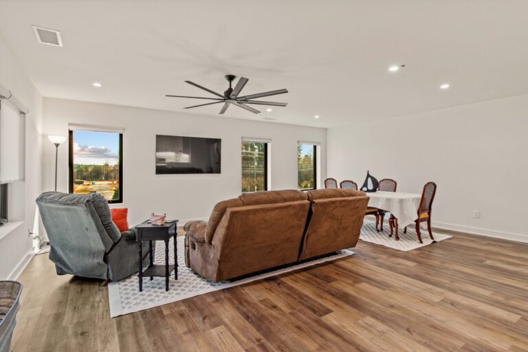Apartment 16