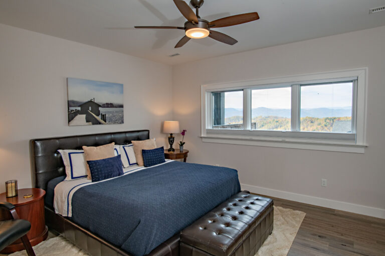 Bedroom Moutain View