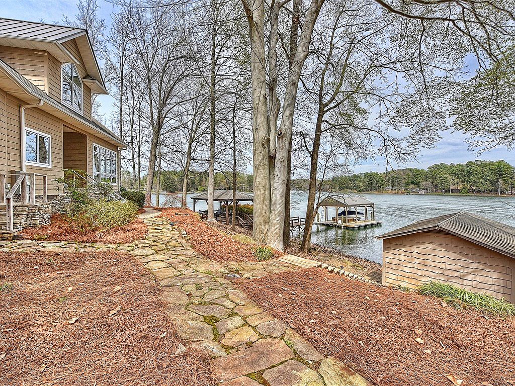 Lake Norman Custom Home Ll