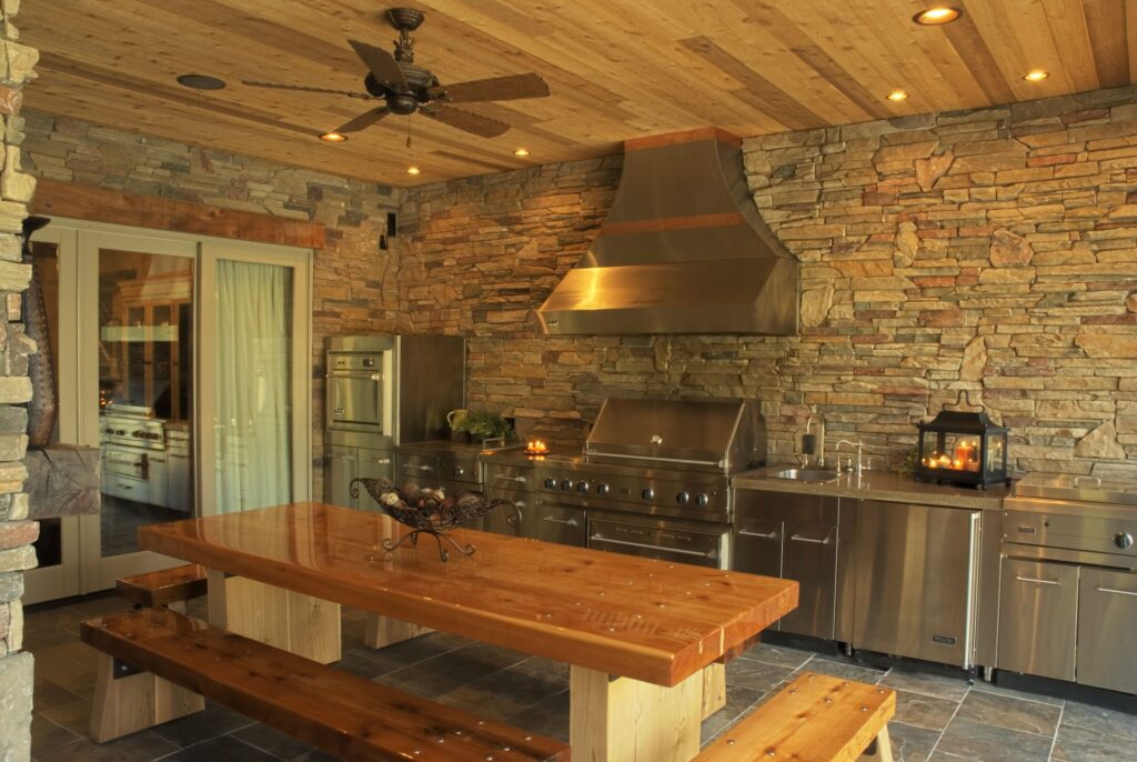 Luxury Outdoor Kitchen