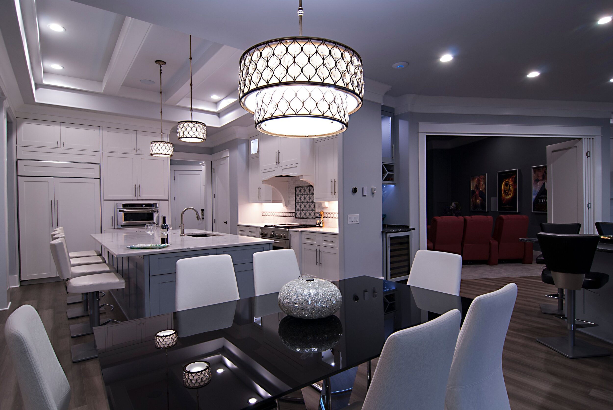 Modern Luxury Kitchen White Cabinets