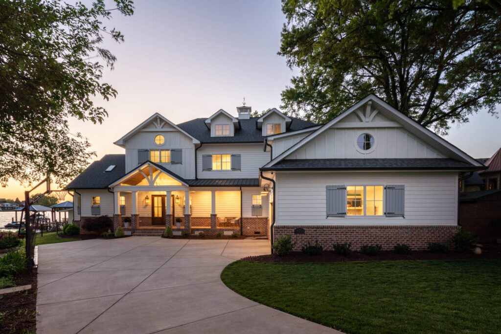New England Nautical Modern Farmhouse