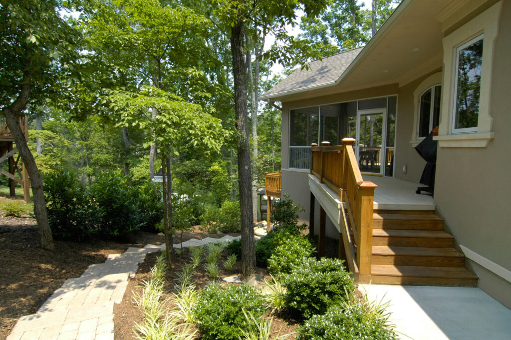 Pathway To Deck Hardscape