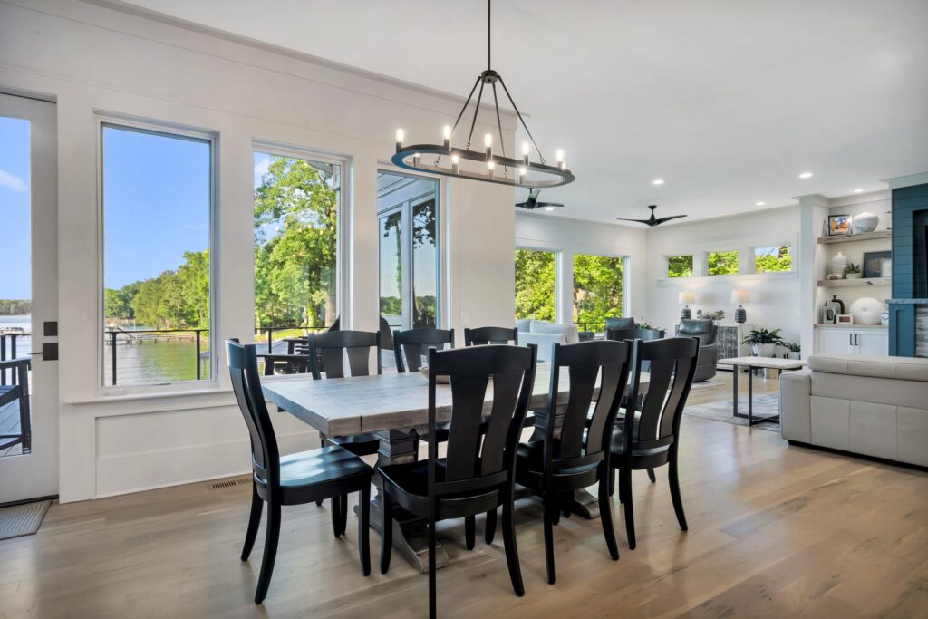 14 Dining View
