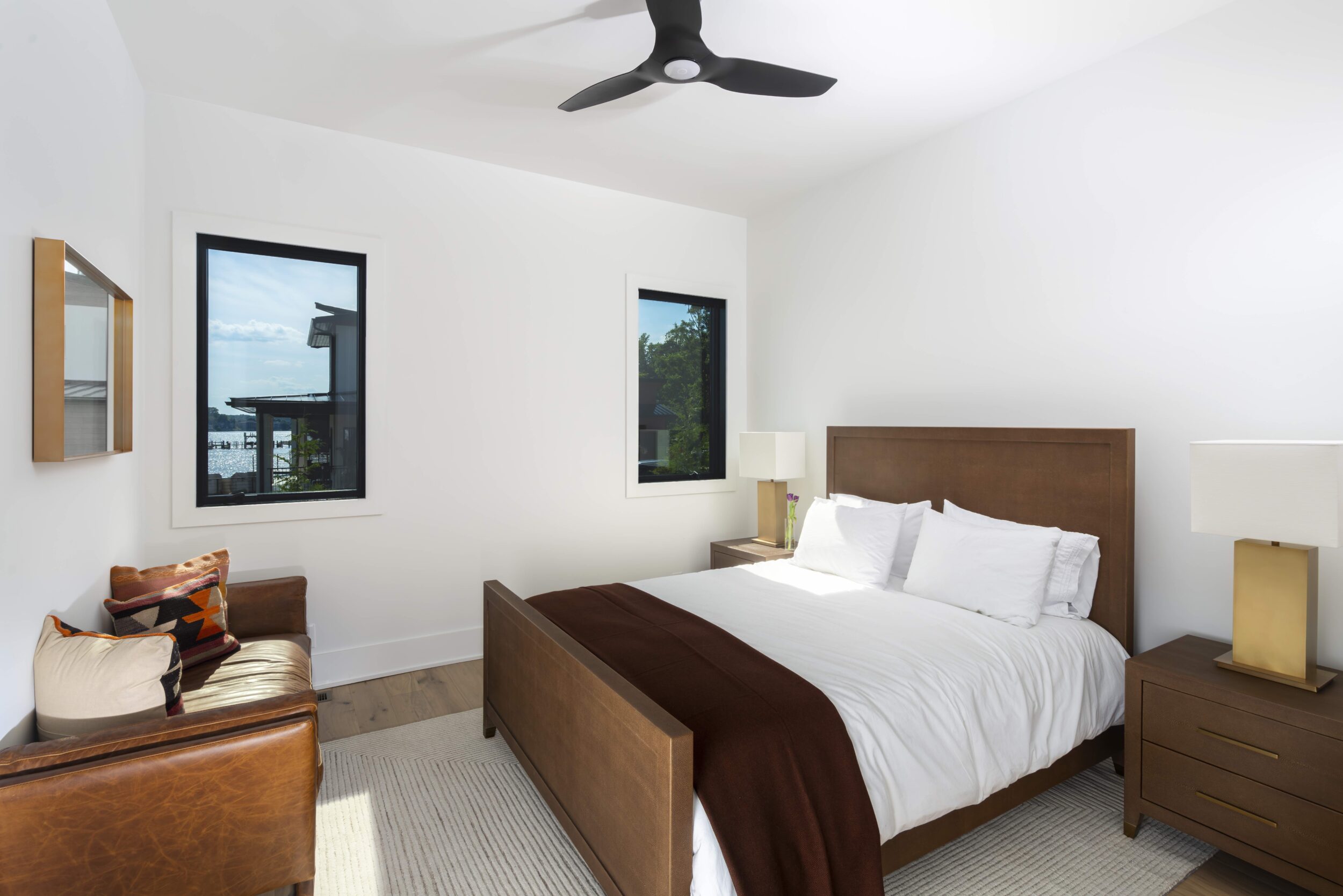 21 Guest Room Lake View
