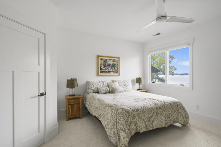 Lakehouse guest room