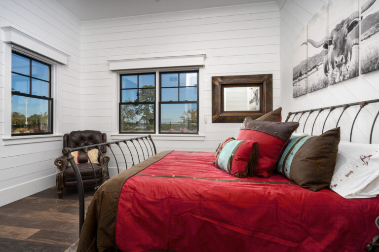 Custom guest room 3