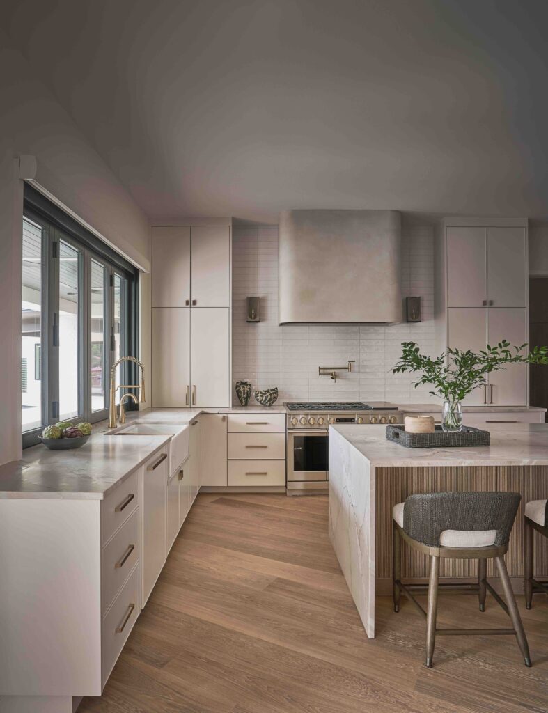 Contemporary Luxury Kitchen