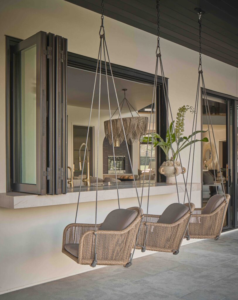 Oudoor Bar Swinging Chairs