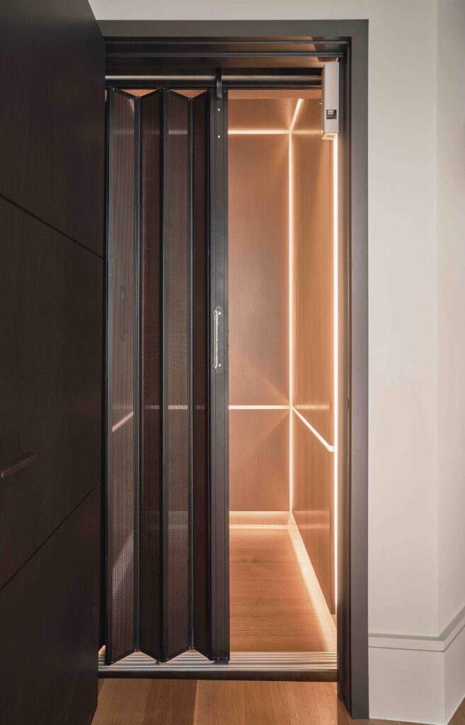 Elevator 2