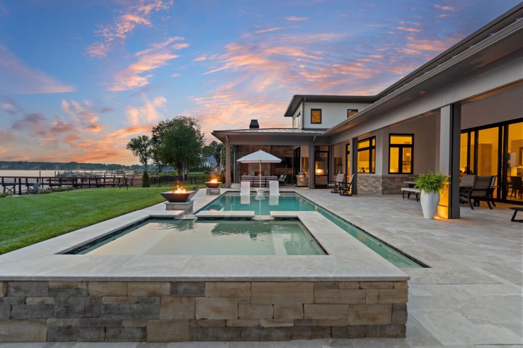 Luxury Pool